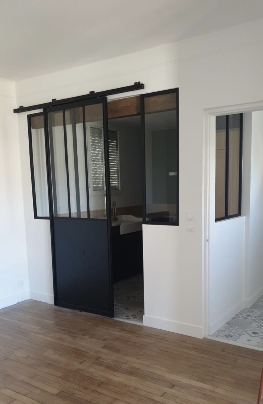 Renovation cuisine avec verrière et porte atelier coulissante maison Saint-Germain-en-Laye 78100