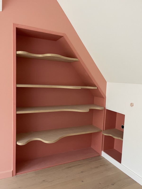 bibliothèque étagères courbes sur mesure Paris 16e