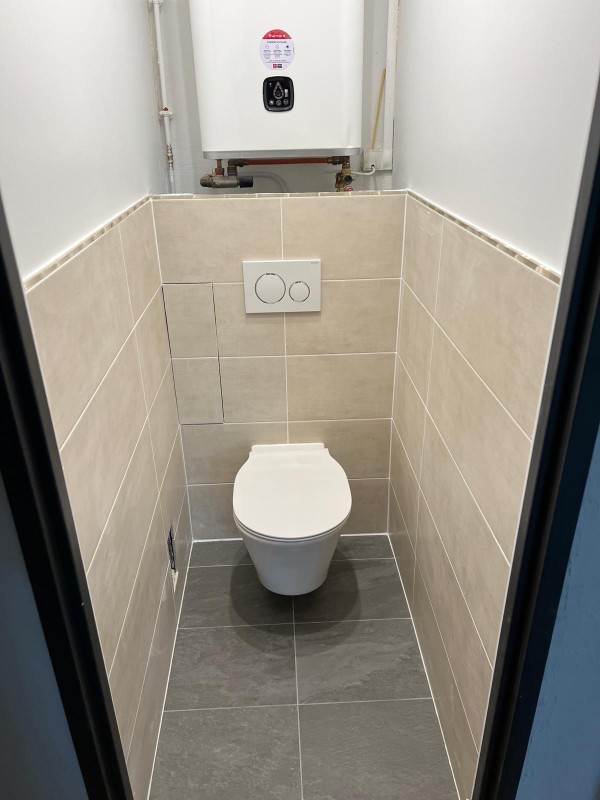 wc suspendu renovation complète dans appartement ancien versailles 