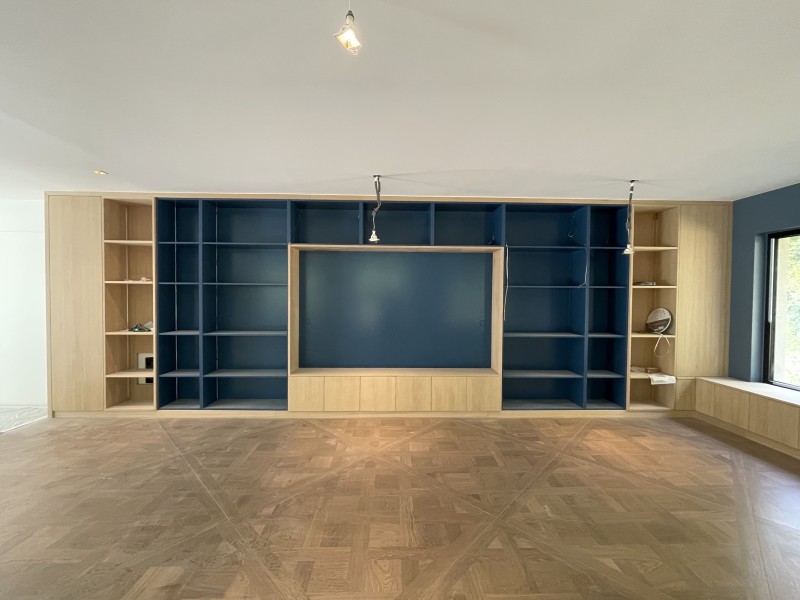 Finition bleue du mobilier sur mesure – Neuilly-sur-Seine