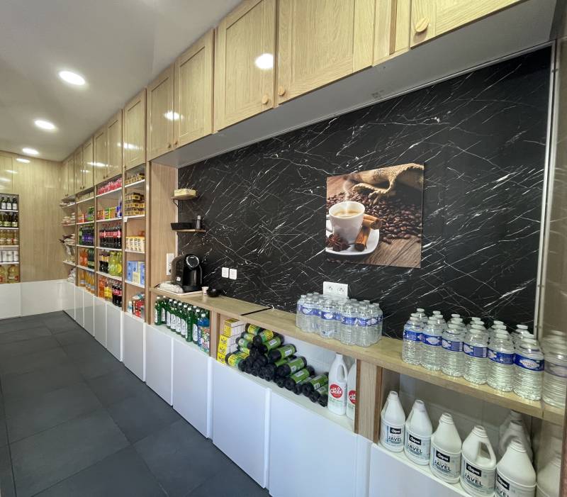 épicerie design interieur pour local commercial 92200 les hauts de seine